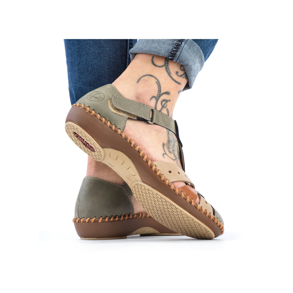 Escarpin ouvert à la cambrure vert combiné - Photo 10